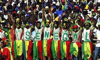 LES SUPORTERRES DE L EQUIPE NATIONAL DU SENEGAL