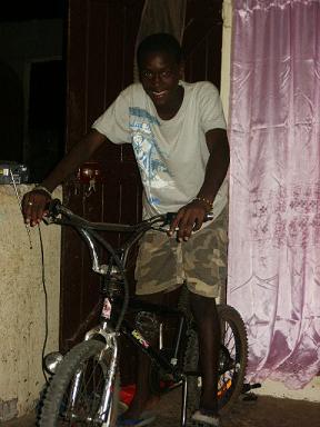 la c est moi avec mon nouveau v�lo